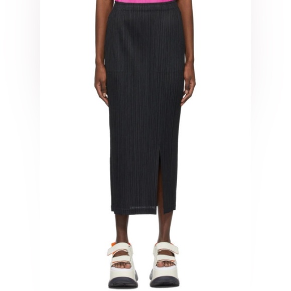 Pleats Please Issey Miyake Black Thicker Bottoms II Skirt - Picture 3 of 4